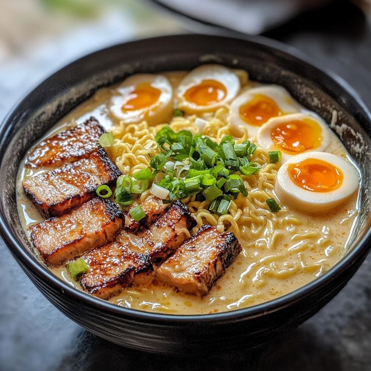 Ramen japonais soupe nouilles